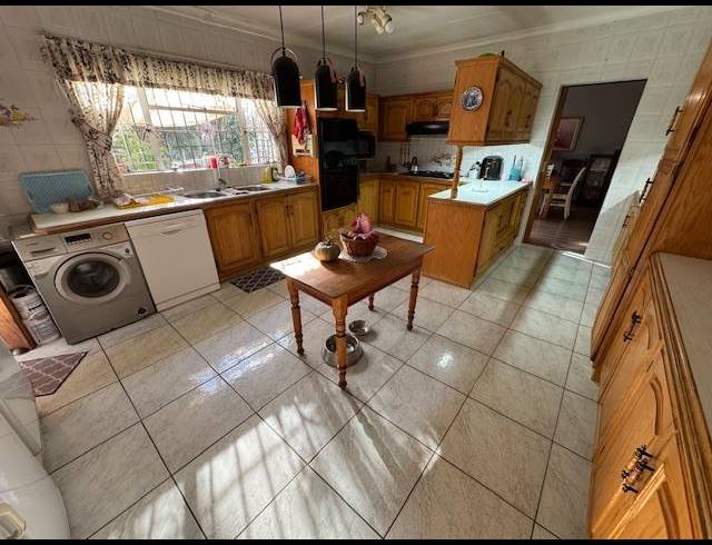 4 BEDROOM HOUSE FOR SALE IN ALLEN GROVE